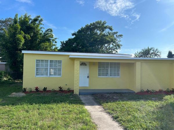 5840 Banana Road, West Palm Beach, FL 33413