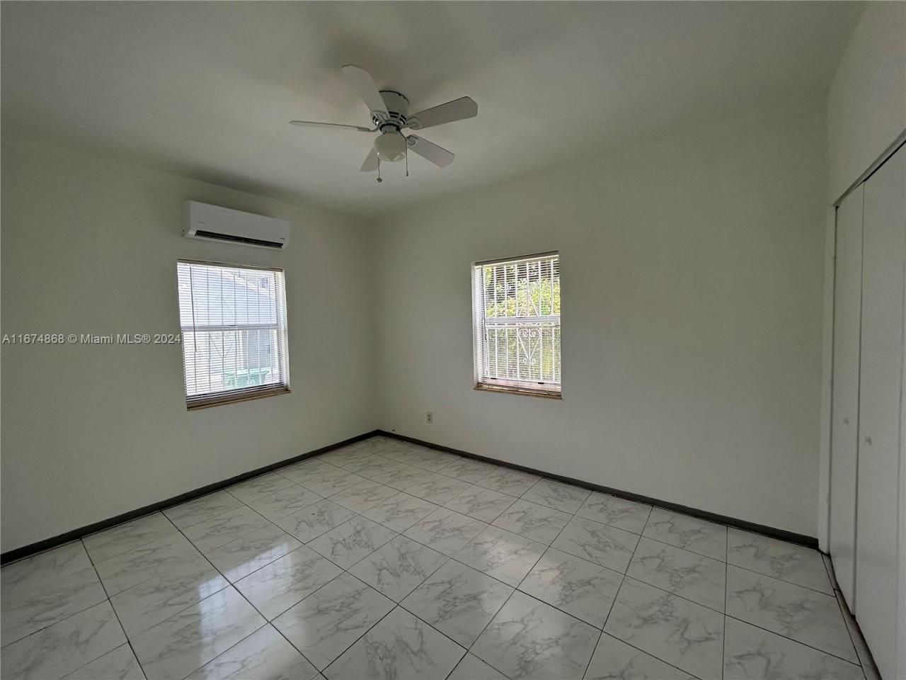 15 NE 70th St, Miami, FL 33138 Photo