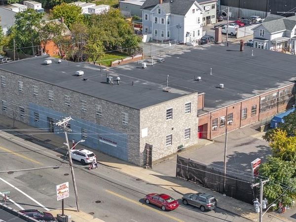 281 N Main St, Brockton, MA 02301