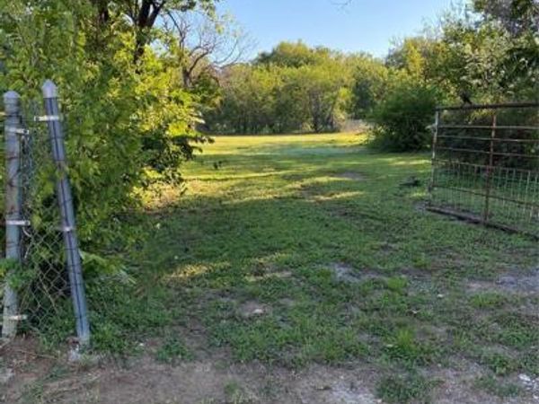 1106 Duke, Brownwood, TX 76801