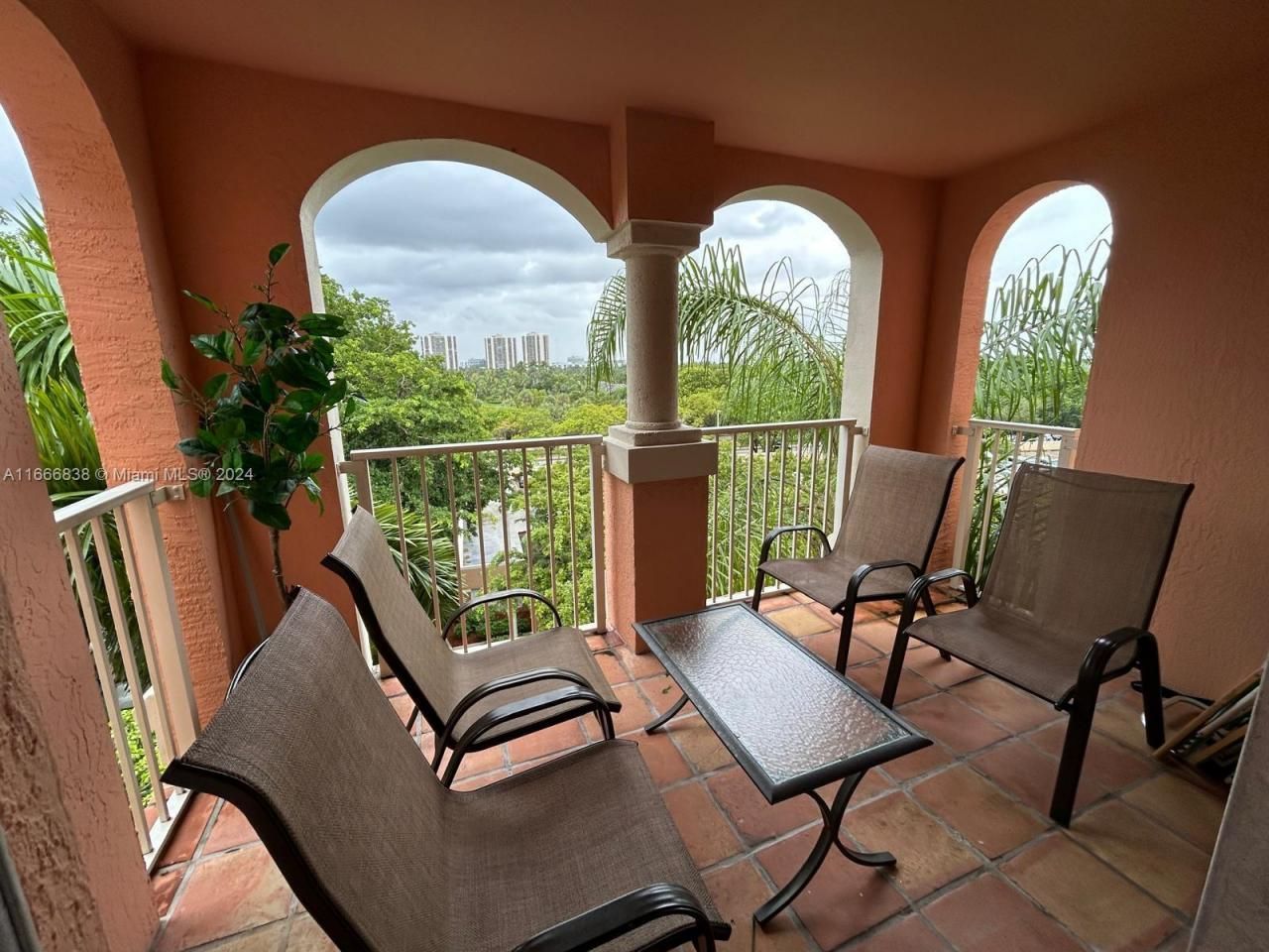 19877 E Country Club Dr, Unit 3603, Aventura, FL 33180 Photo