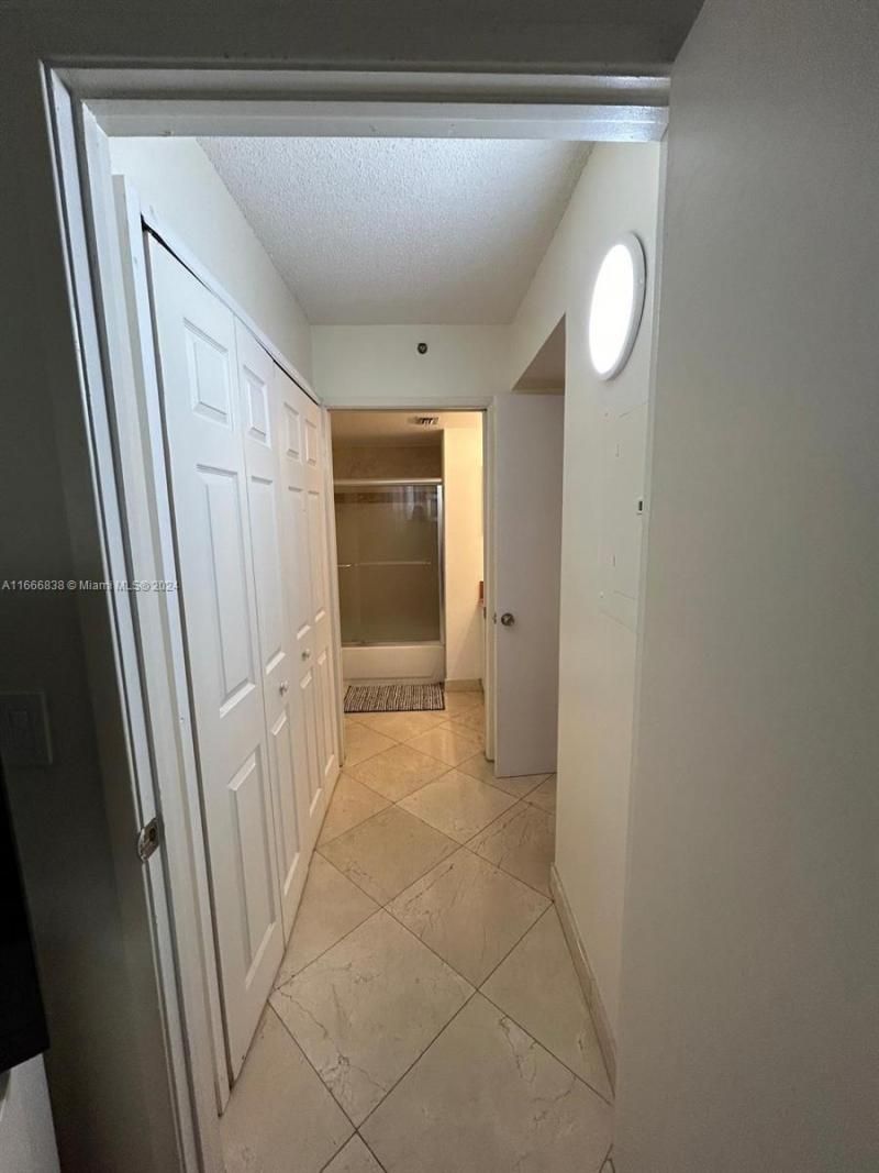 19877 E Country Club Dr, Unit 3603, Aventura, FL 33180 Photo