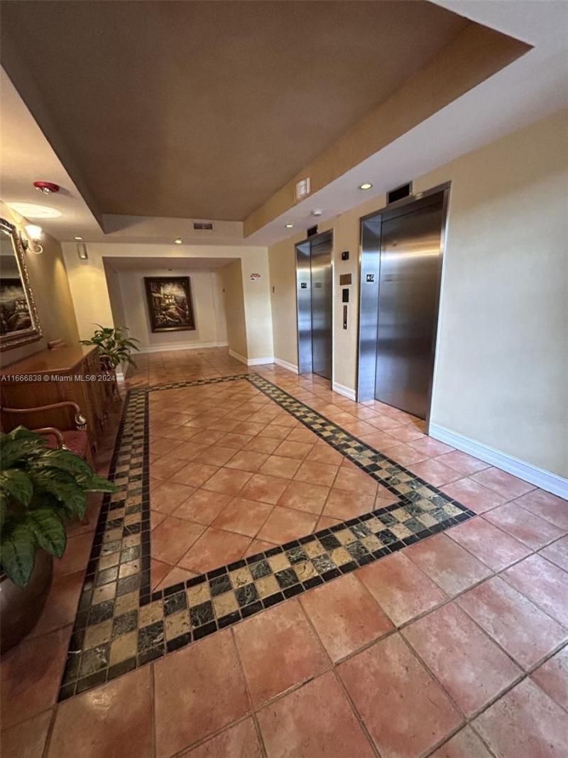 19877 E Country Club Dr, Unit 3603, Aventura, FL 33180 Photo