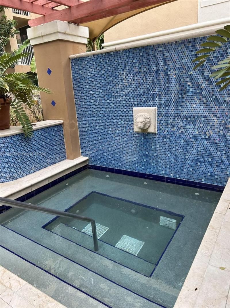 19877 E Country Club Dr, Unit 3603, Aventura, FL 33180 Photo