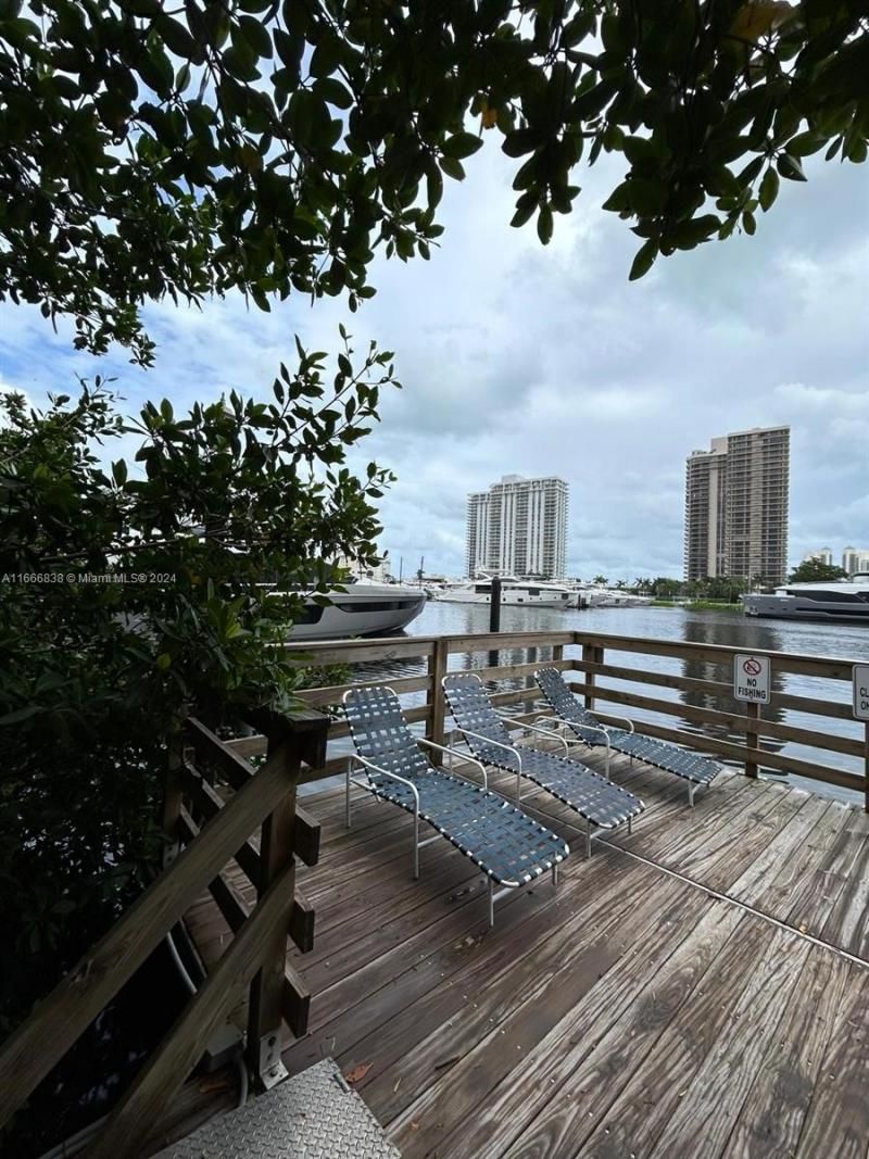 19877 E Country Club Dr, Unit 3603, Aventura, FL 33180 Photo