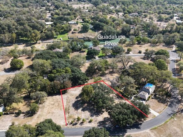 33 glen cove, Seguin, TX 78155