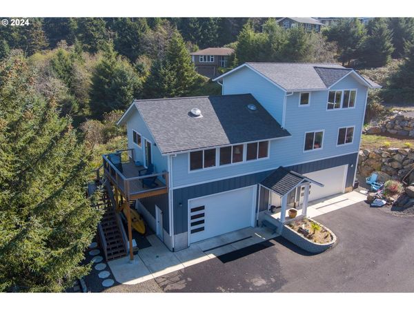 7300 VALLEY VIEW DR, Pacific City, OR 97135