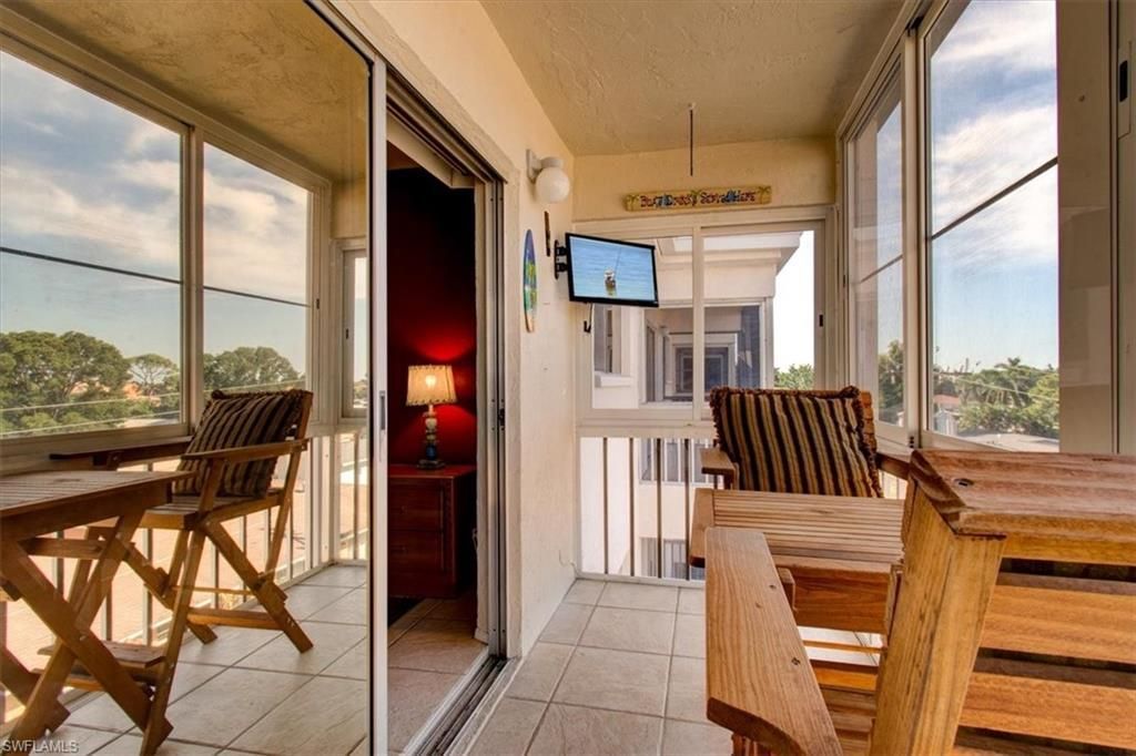 4906 Victoria Dr, Unit 413, Cape Coral, FL 33904 Photo