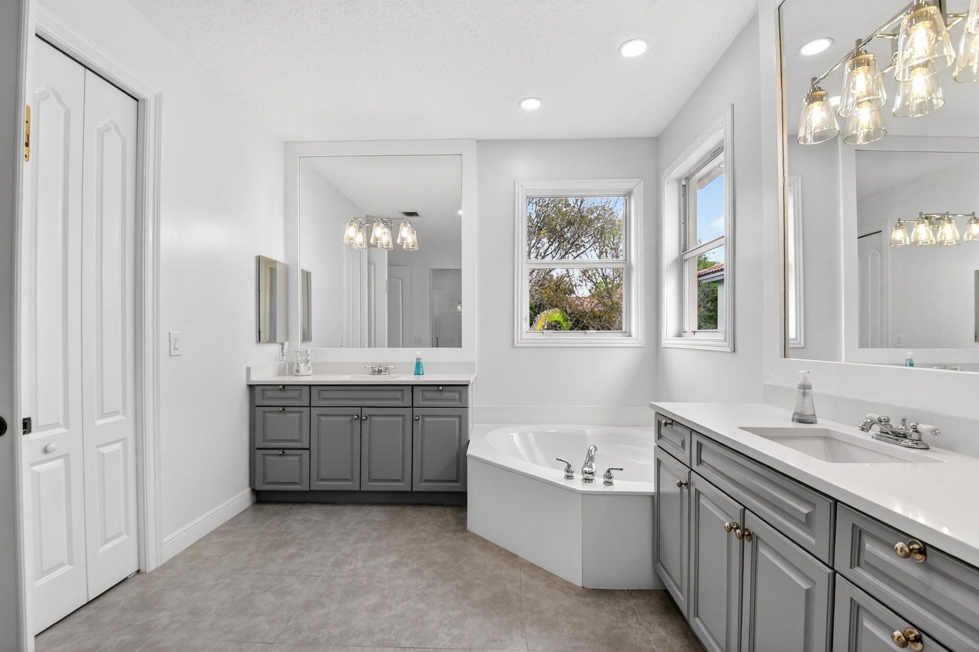 9232 Nugent Trail, West Palm Beach, FL 33411 Photo