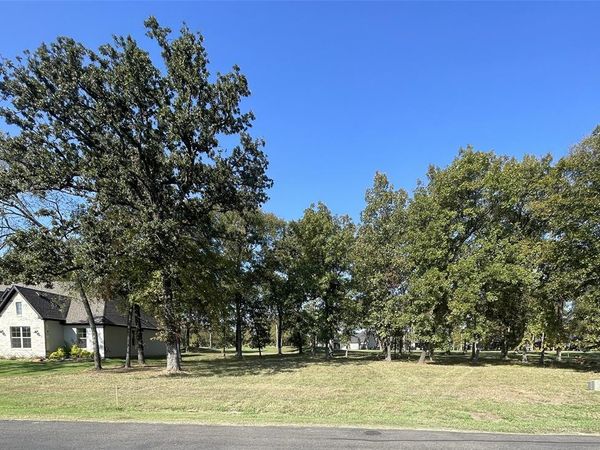 247 Saint Andrews Drive, Mabank, TX 75156