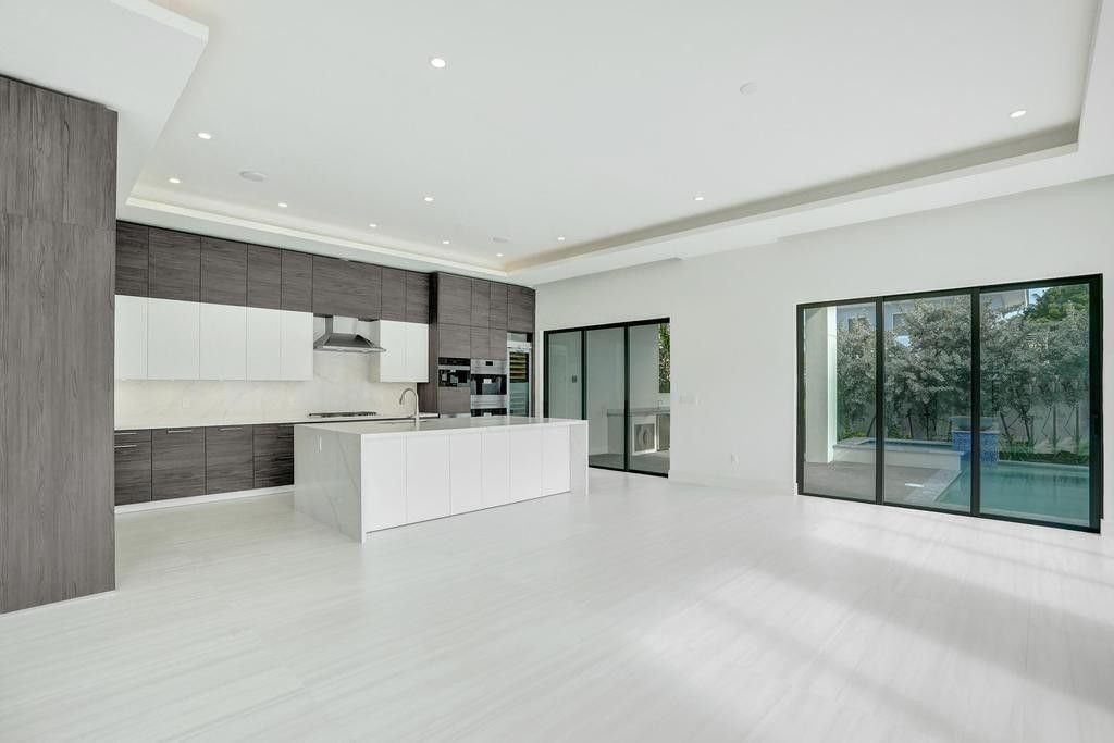 4524 Seagrape Drive, Unit 2 South, Lauderdale by the Sea, FL 33308 Photo