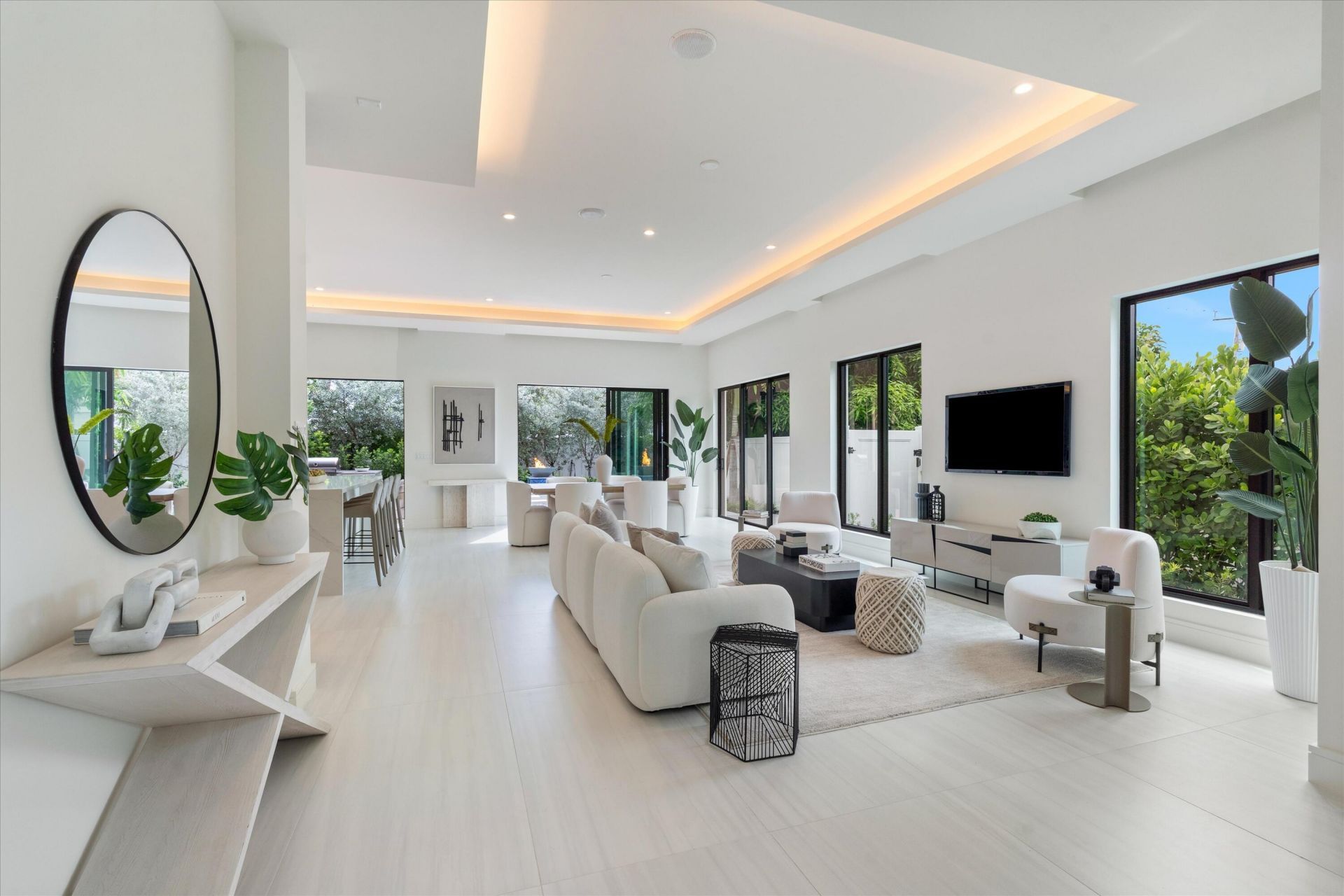 4524 Seagrape Drive, Unit 2 South, Lauderdale by the Sea, FL 33308 Photo