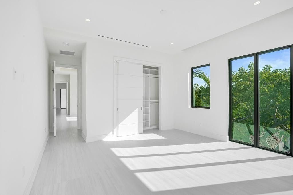 4524 Seagrape Drive, Unit 2 South, Lauderdale by the Sea, FL 33308 Photo