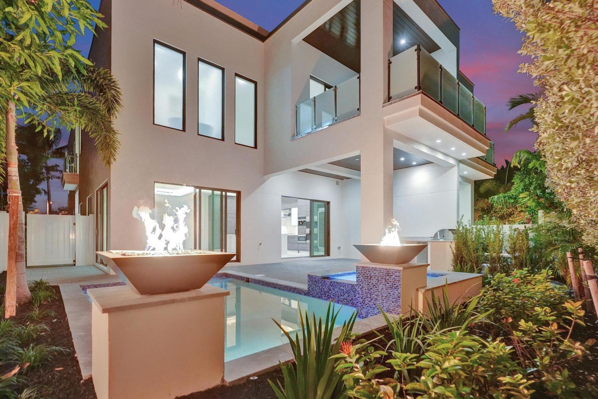 4524 Seagrape Drive, Unit 2 South, Lauderdale by the Sea, FL 33308 Photo