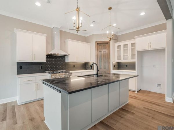 1728 N Linen Rd, Gonzales, LA 70737