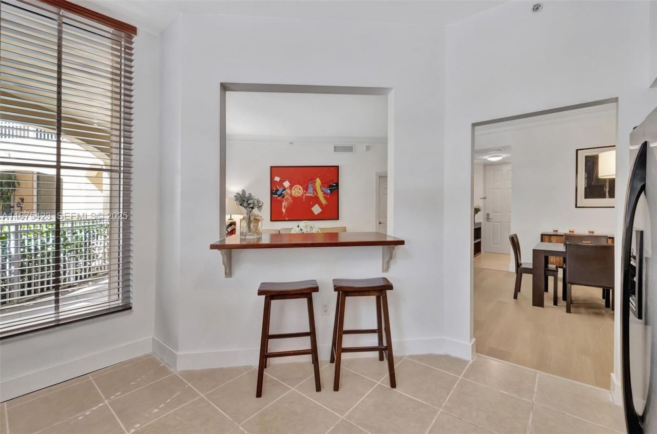 3001 NE 185th St, Unit 114, Aventura, FL 33180 Photo