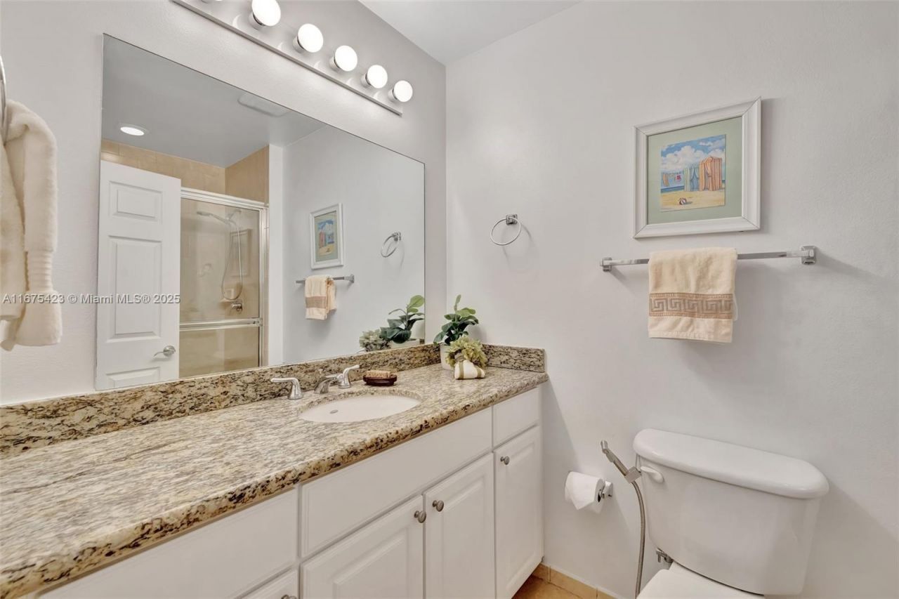 3001 NE 185th St, Unit 114, Aventura, FL 33180 Photo