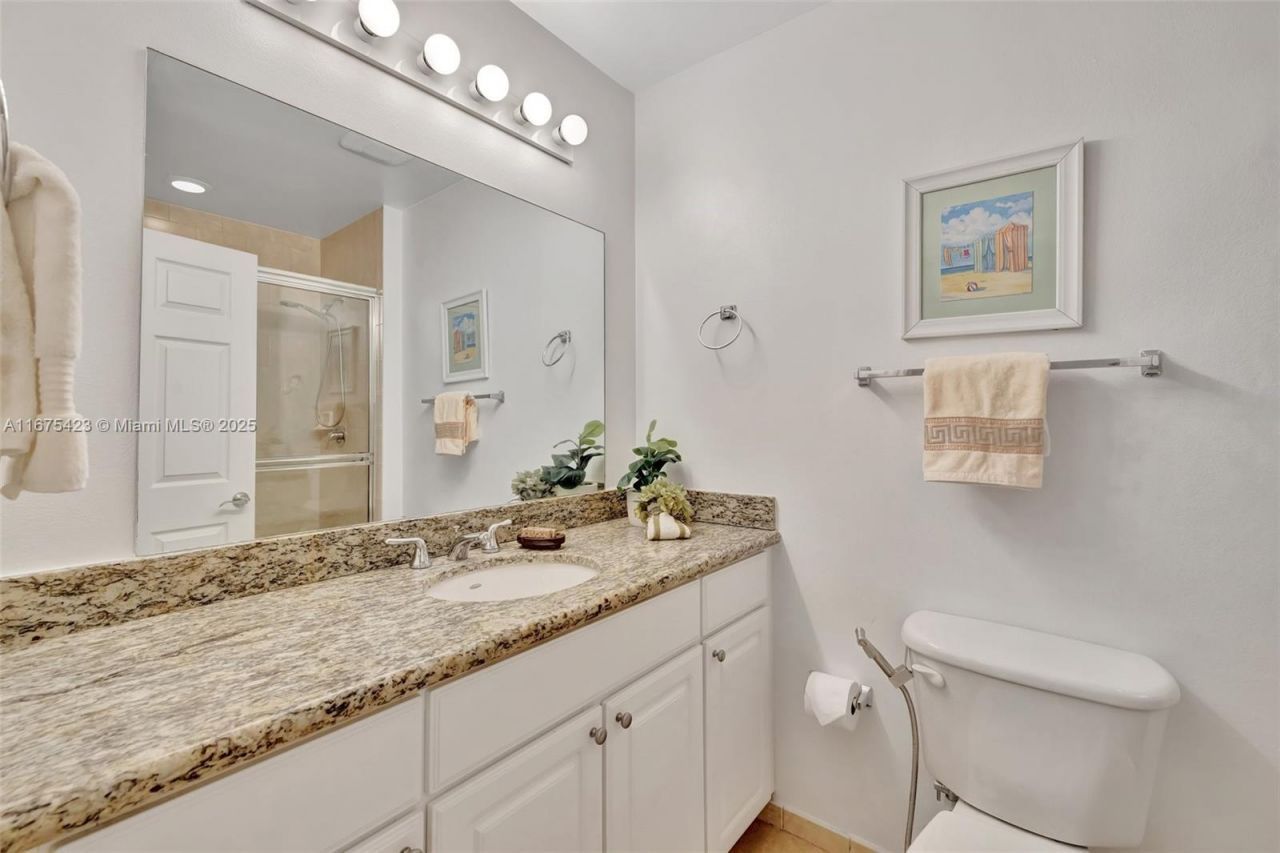 3001 NE 185th St, Unit 114, Aventura, FL 33180 Photo