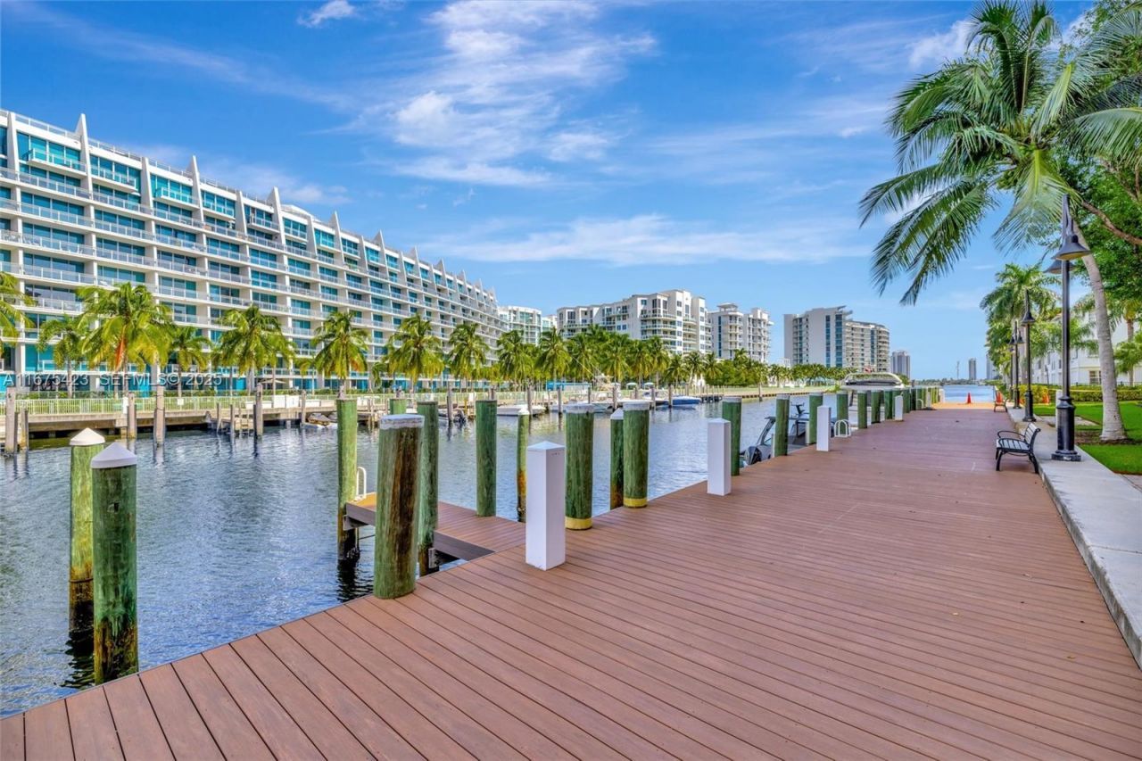 3001 NE 185th St, Unit 114, Aventura, FL 33180 Photo