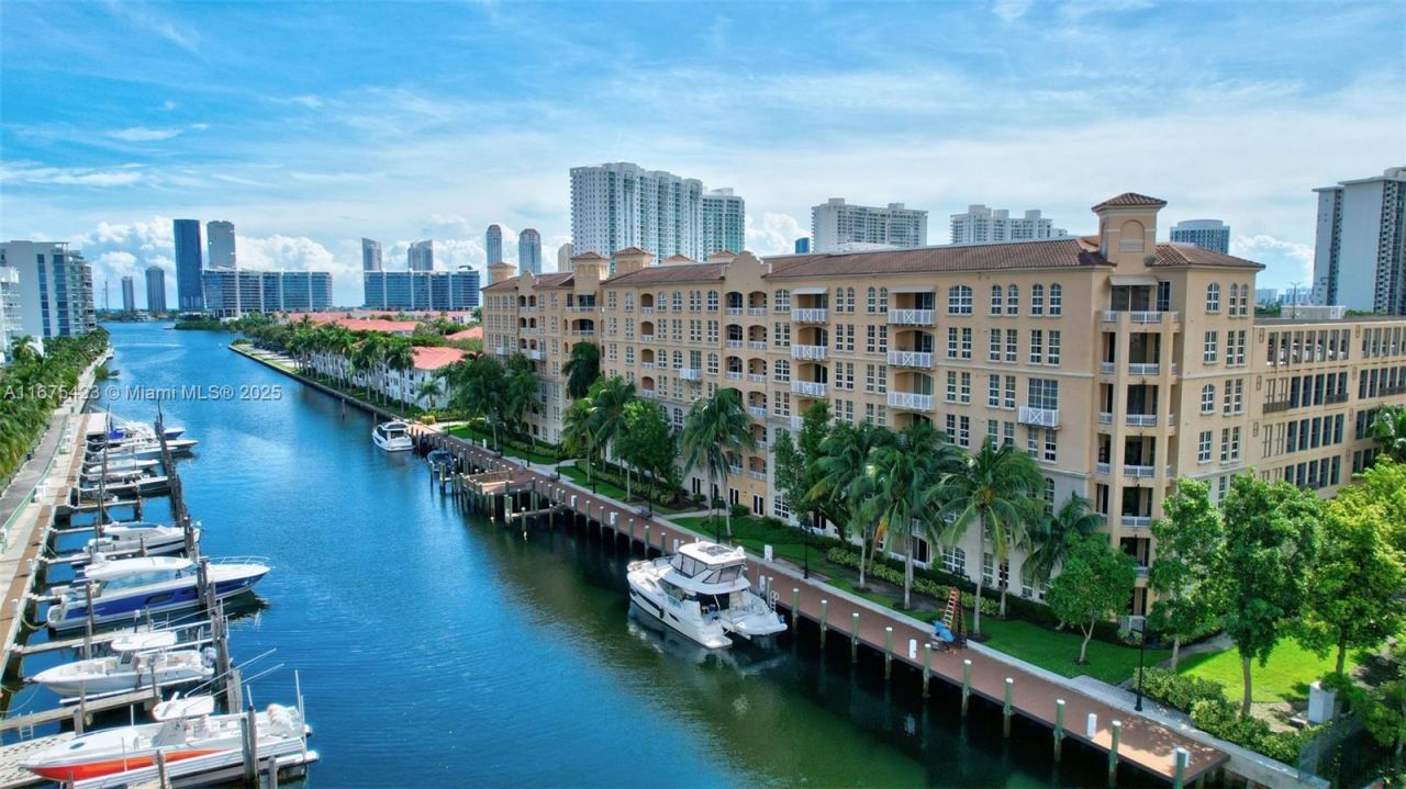 3001 NE 185th St, Unit 114, Aventura, FL 33180 Photo