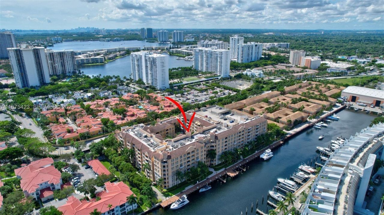 3001 NE 185th St, Unit 114, Aventura, FL 33180 Photo