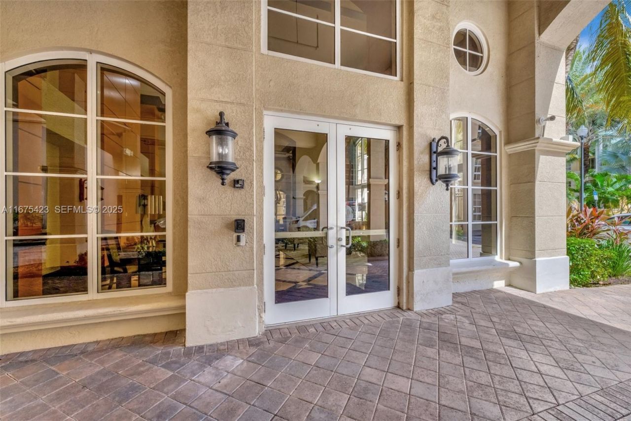 3001 NE 185th St, Unit 114, Aventura, FL 33180 Photo