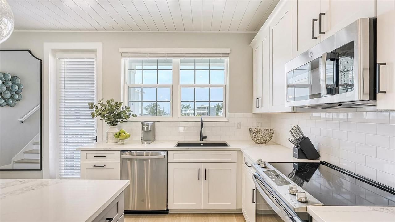 4325 Marina View Way, Cortez, FL 34215 Photo