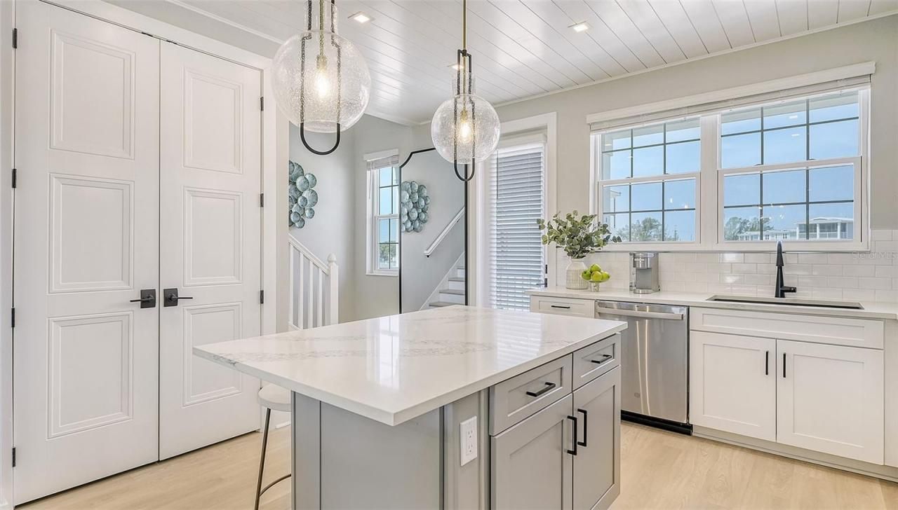 4325 Marina View Way, Cortez, FL 34215 Photo