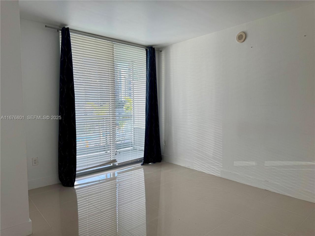 90 SW 3 St, Unit 1416, Miami, FL 33130 Photo