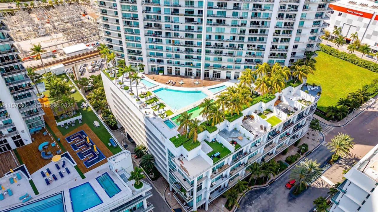 90 SW 3 St, Unit 1416, Miami, FL 33130 Photo