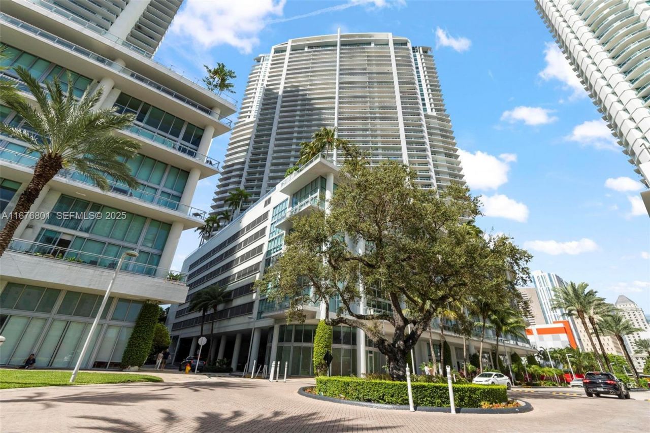 90 SW 3 St, Unit 1416, Miami, FL 33130 Photo