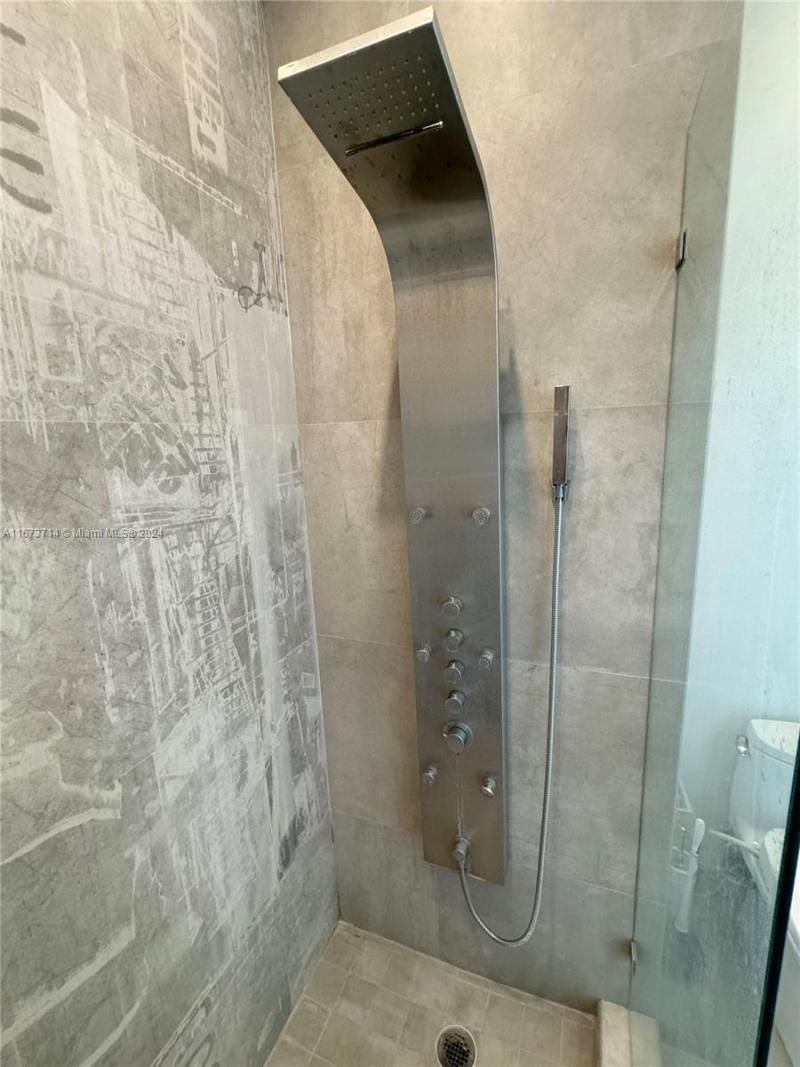 325 S Biscayne Blvd, Unit LPH 19, Miami, FL 33131 Photo