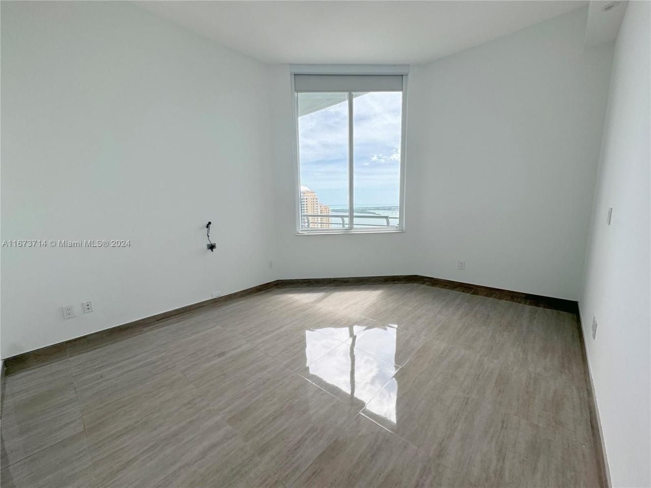 325 S Biscayne Blvd, Unit LPH 19, Miami, FL 33131 Photo