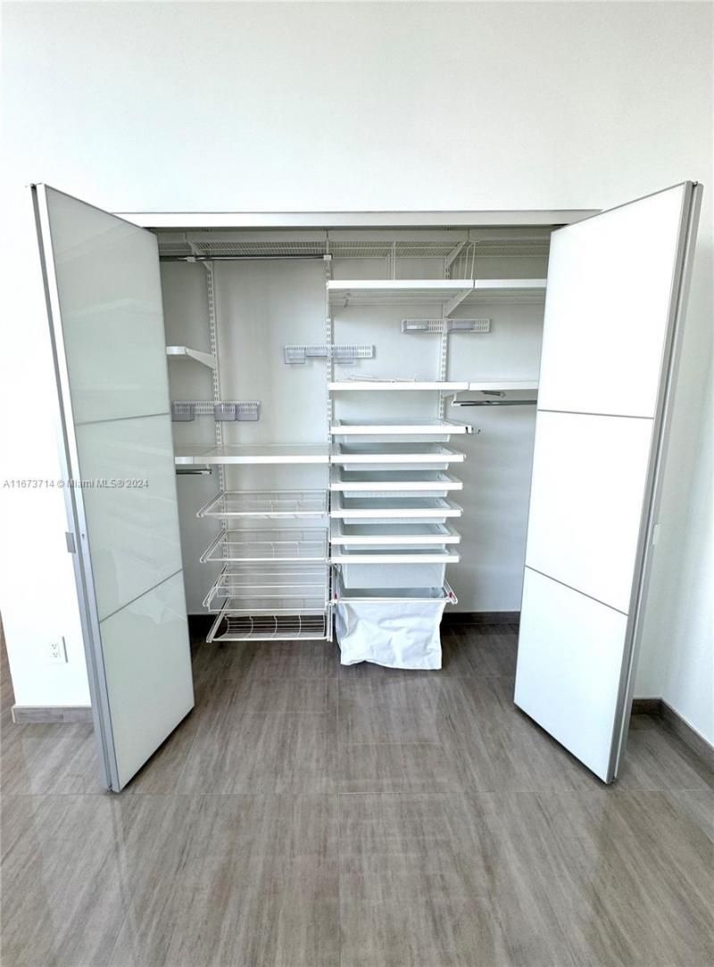 325 S Biscayne Blvd, Unit LPH 19, Miami, FL 33131 Photo