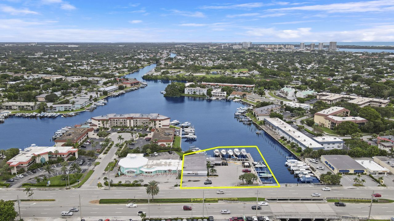 631 Northlake Boulevard, North Palm Beach, FL 33408 Photo