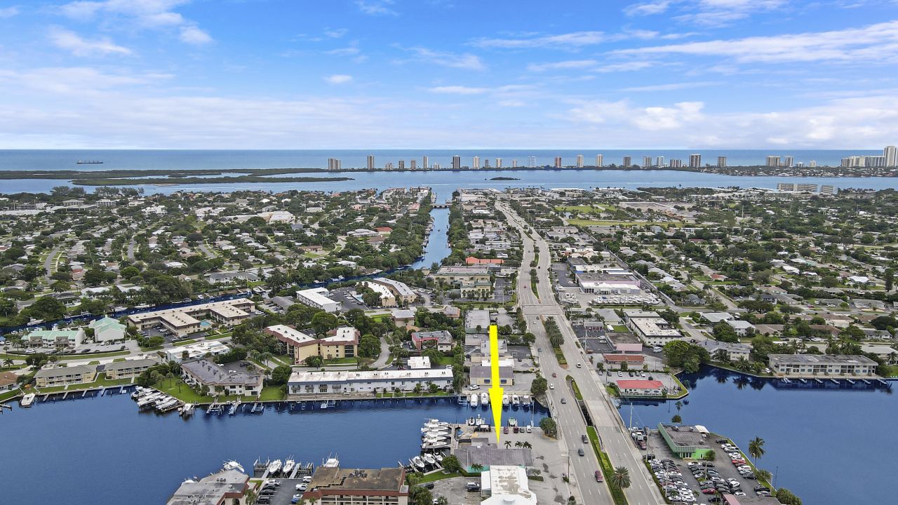631 Northlake Boulevard, North Palm Beach, FL 33408 Photo