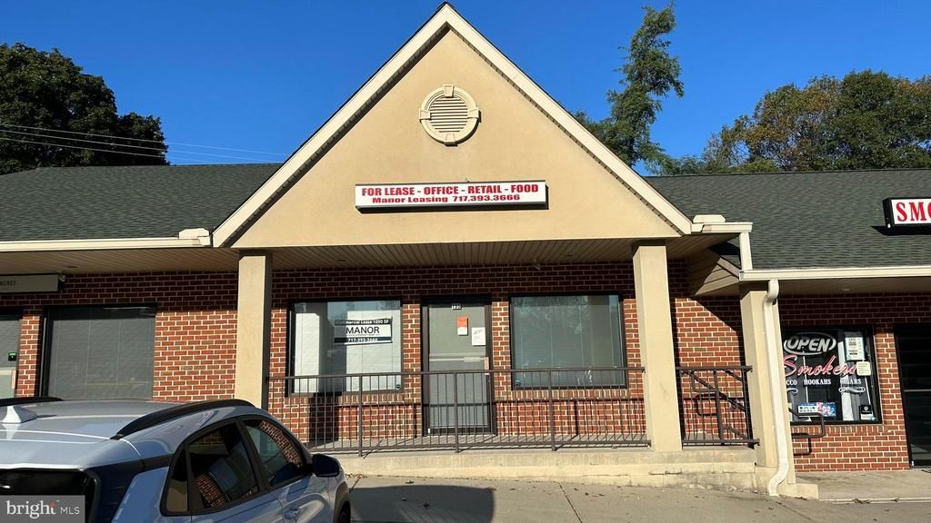 135 OAKRIDGE DRIVE, MOUNTVILLE, PA 17554