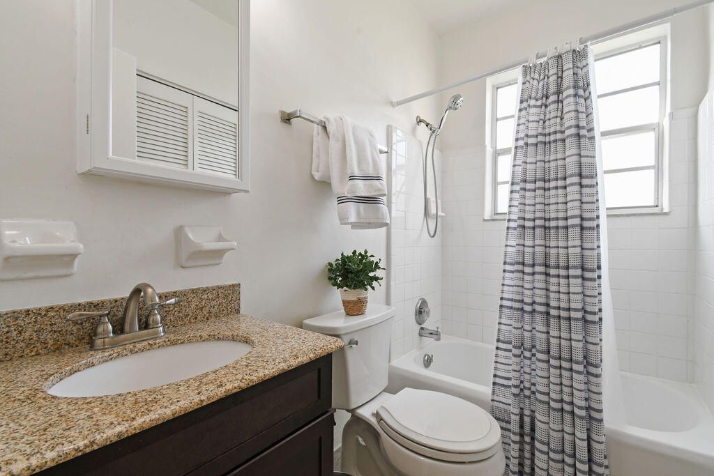 172 N County Road, Palm Beach, FL 33480 Photo