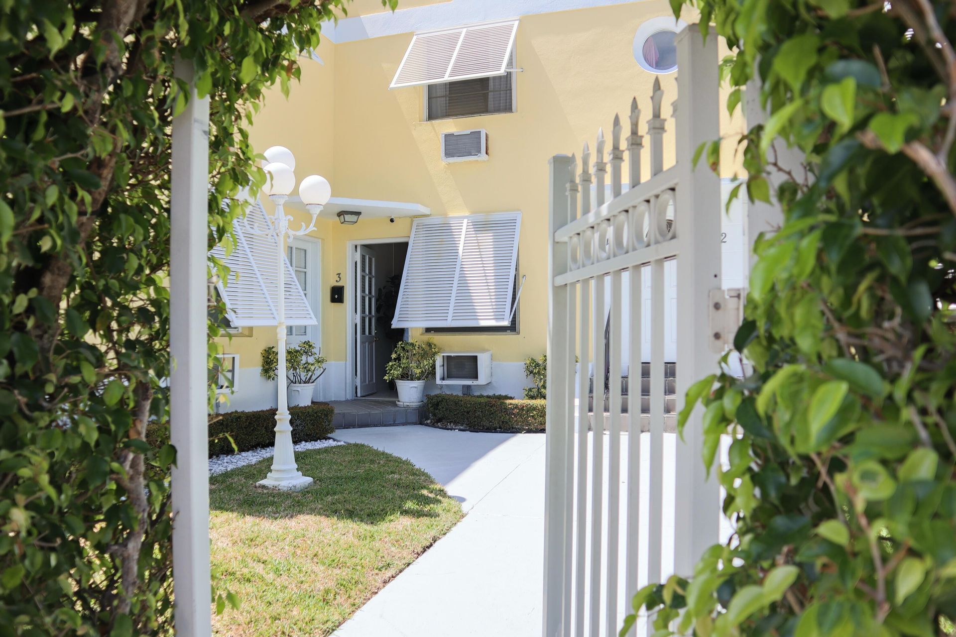 172 N County Road, Palm Beach, FL 33480 Photo