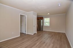 1731 W Avalon Circle photo 4