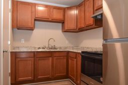 1731 W Avalon Circle photo 4