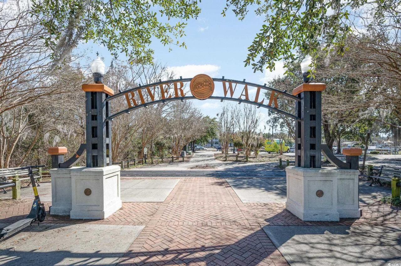 322 Barn Owl Way Photo 7