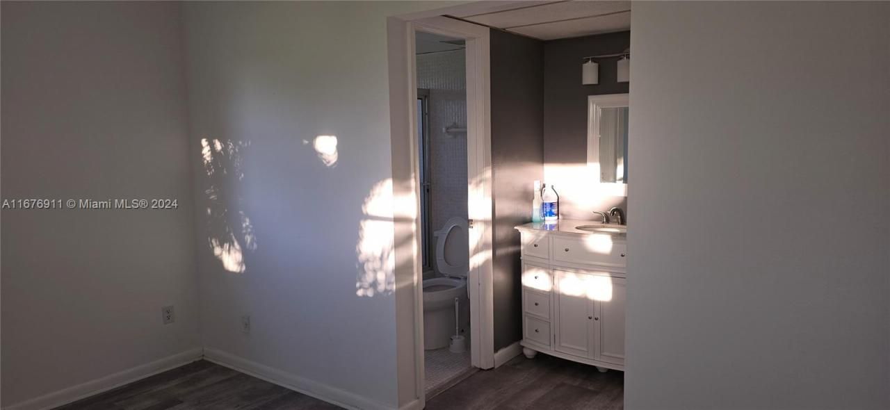 7827 Golf Cir Dr, Unit 101, Margate, FL 33063 Photo