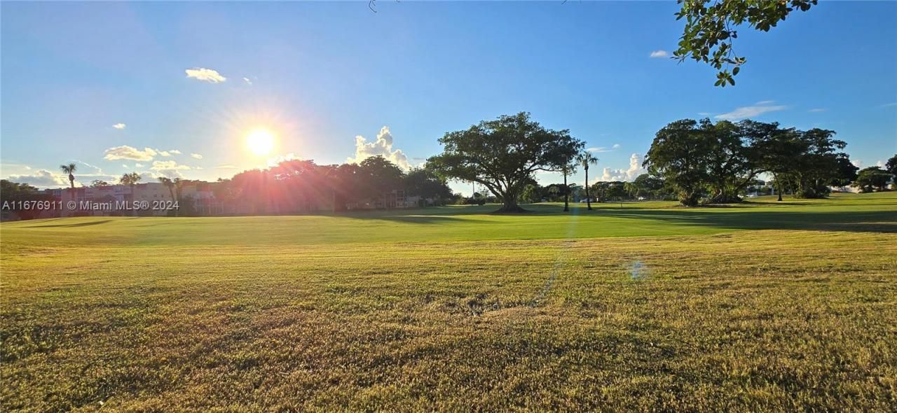 7827 Golf Cir Dr, Unit 101, Margate, FL 33063 Photo