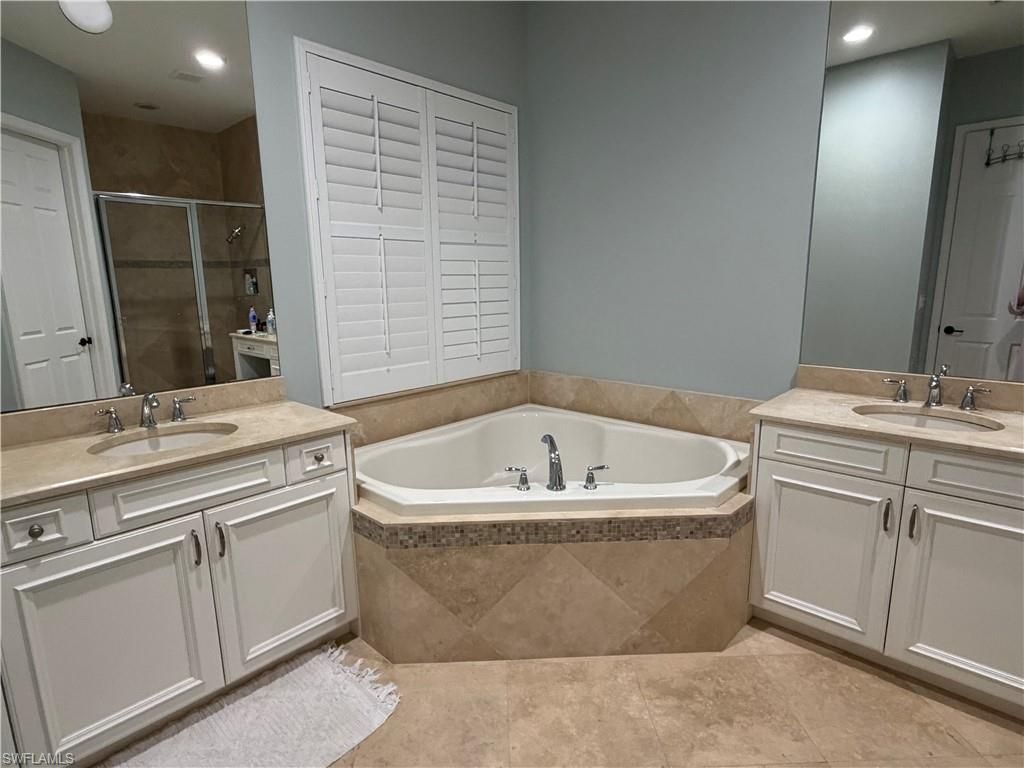3195 Pacific Dr, Naples, FL 34119 Photo