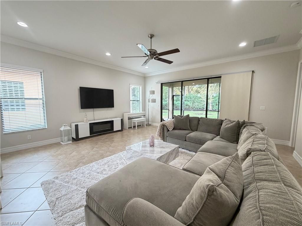 3195 Pacific Dr, Naples, FL 34119 Photo