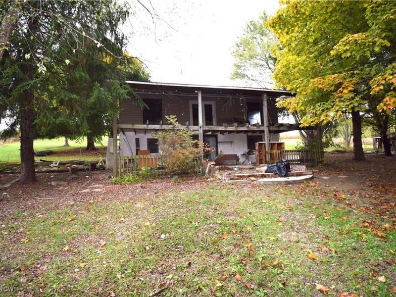 6825 Barr Road, Norwich, OH 43767 Photo 2