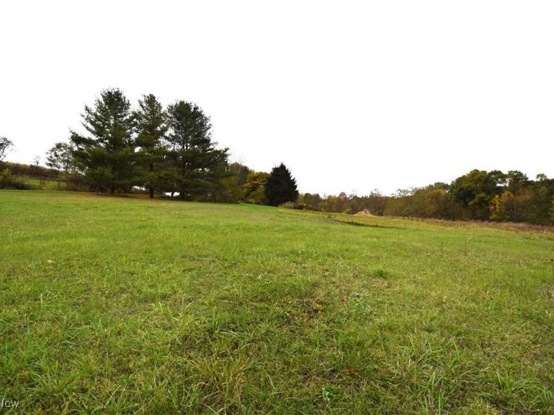 6825 Barr Road, Norwich, OH 43767 Photo 9