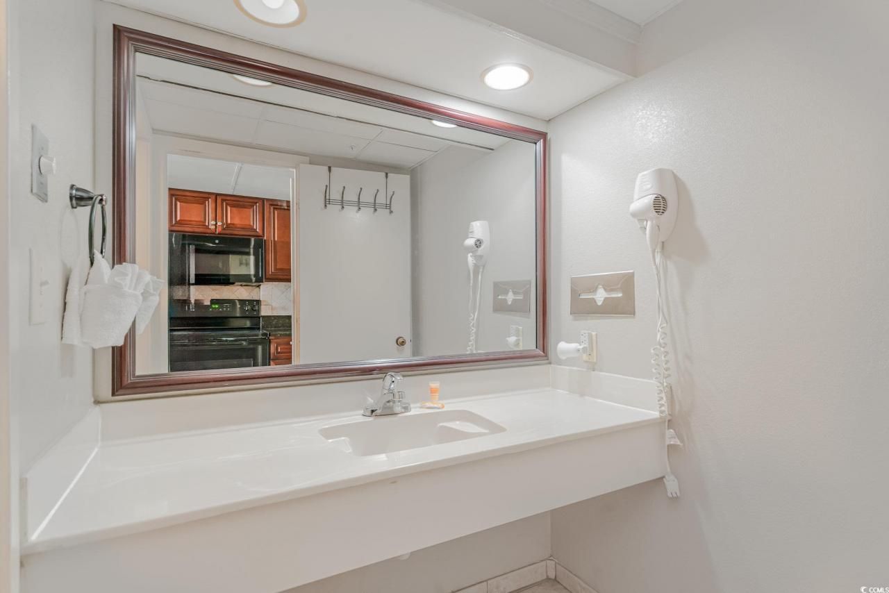 1501 S Ocean Blvd. Photo 15