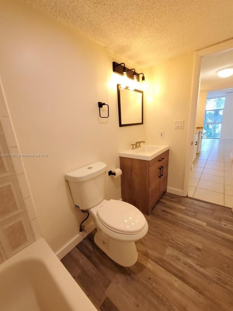 2029 NW 46th Ave, Unit E308, Lauderhill, FL 33313 Photo